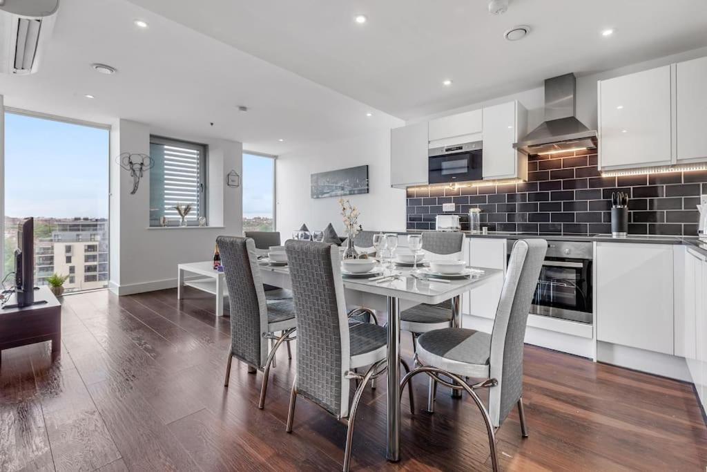 Amazing Britania 1 Bedroom Flat In London Bp40 Exterior photo