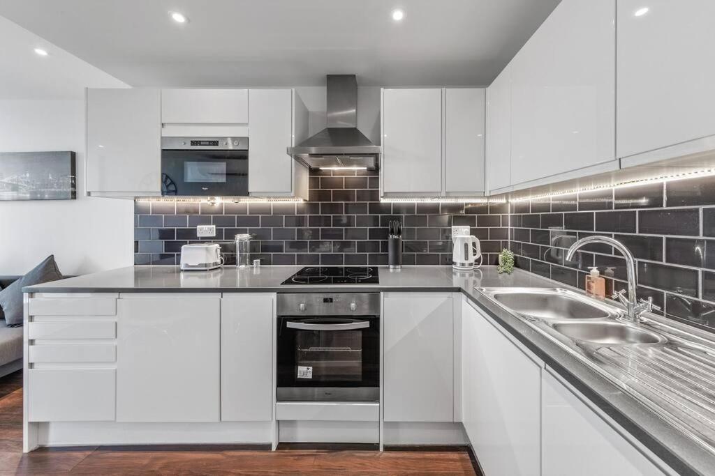 Amazing Britania 1 Bedroom Flat In London Bp40 Exterior photo